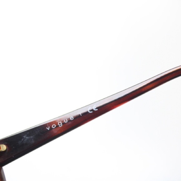 Vogue sunglasses main image 4